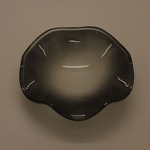 (BLACK) BIG FROSTED GLASS WAVY DISH